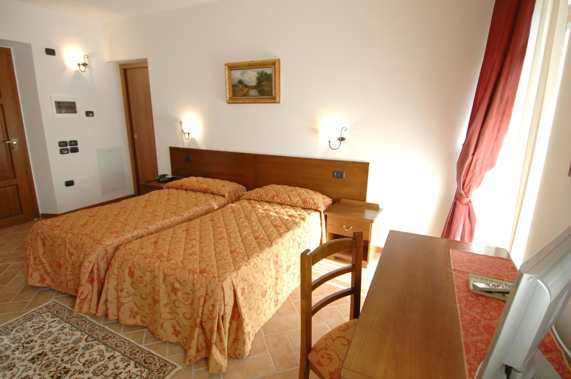 Colleverde Country House & Spa Urbino Dış mekan fotoğraf