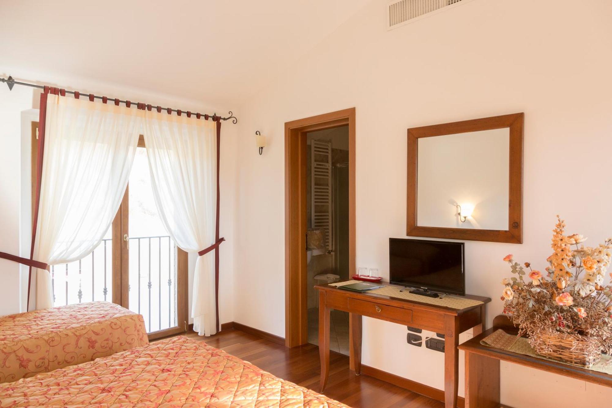 Colleverde Country House & Spa Urbino Dış mekan fotoğraf