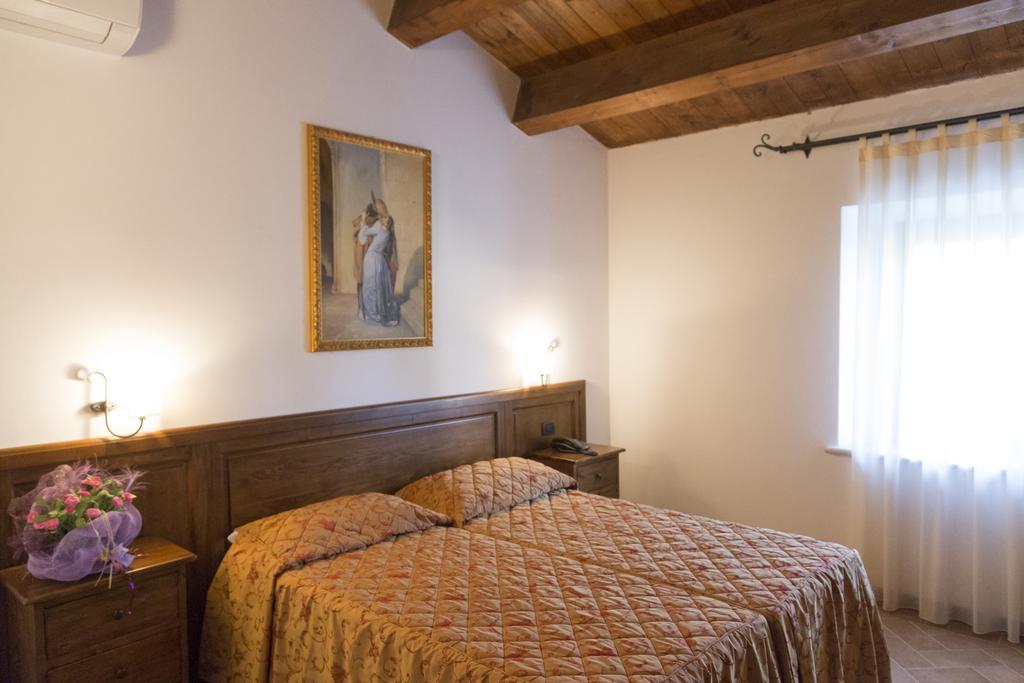 Colleverde Country House & Spa Urbino Dış mekan fotoğraf